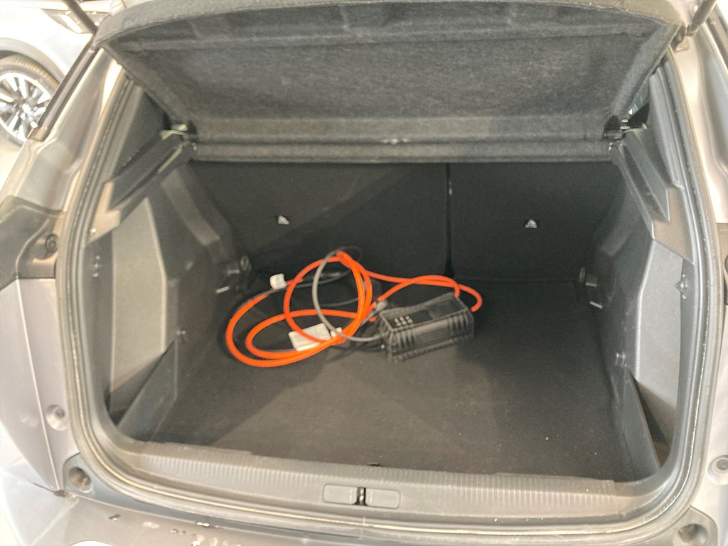 Bild på Active Pack 50kWh 136hk Aut - CARPLAY, BACKSENSORER