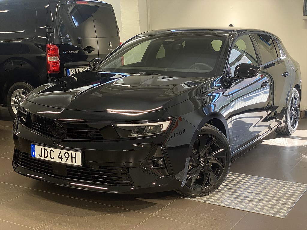 Bild på GS Line Plus+ PHEV 180hk Aut - DEMO