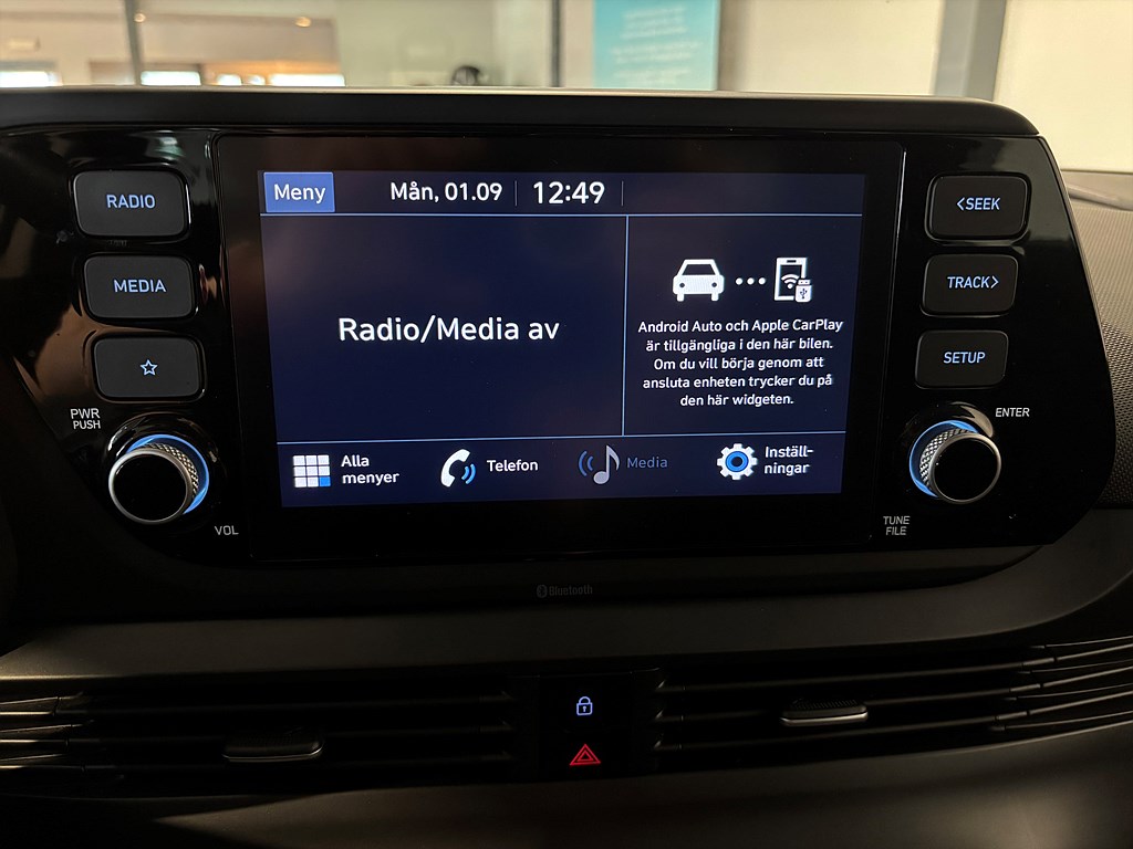 Bild på Essential 1.25 MPI 84hk - B-KAMERA, CARPLAY