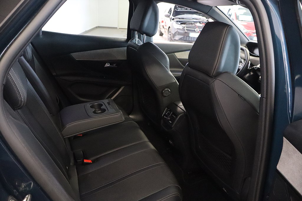 Bild på GT 1.2 PT 130hk Aut - B-KAMERA, CARPLAY, NAV