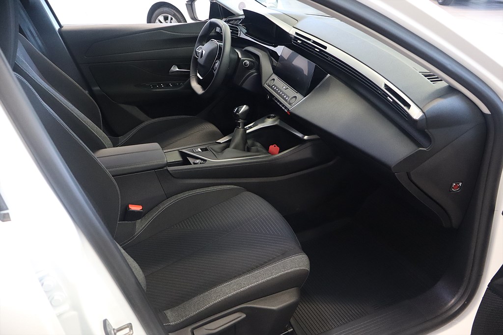 Bild på SW Active Pack 1.2 PT 110hk - CARPLAY, EN ÄGARE