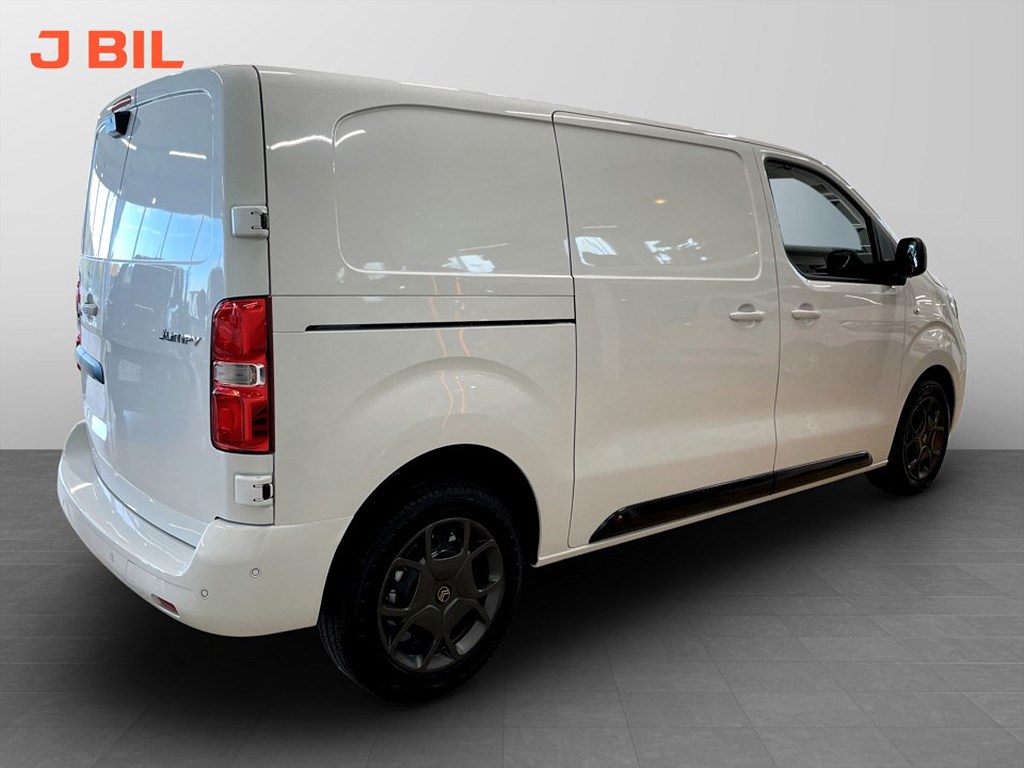 Bild på Business 145hk Aut L2 - EDITION! SERVICE & VINTERHJUL INGÅR!