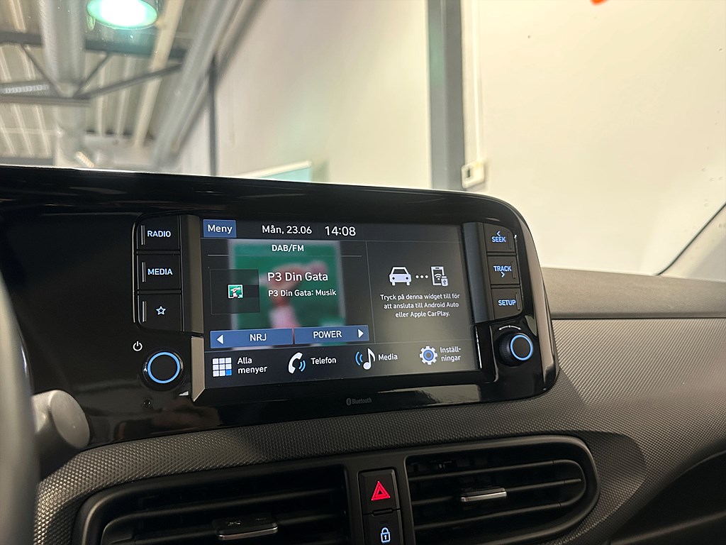 Bild på Essential 1.0 67hk - CARPLAY, RATTVÄRME