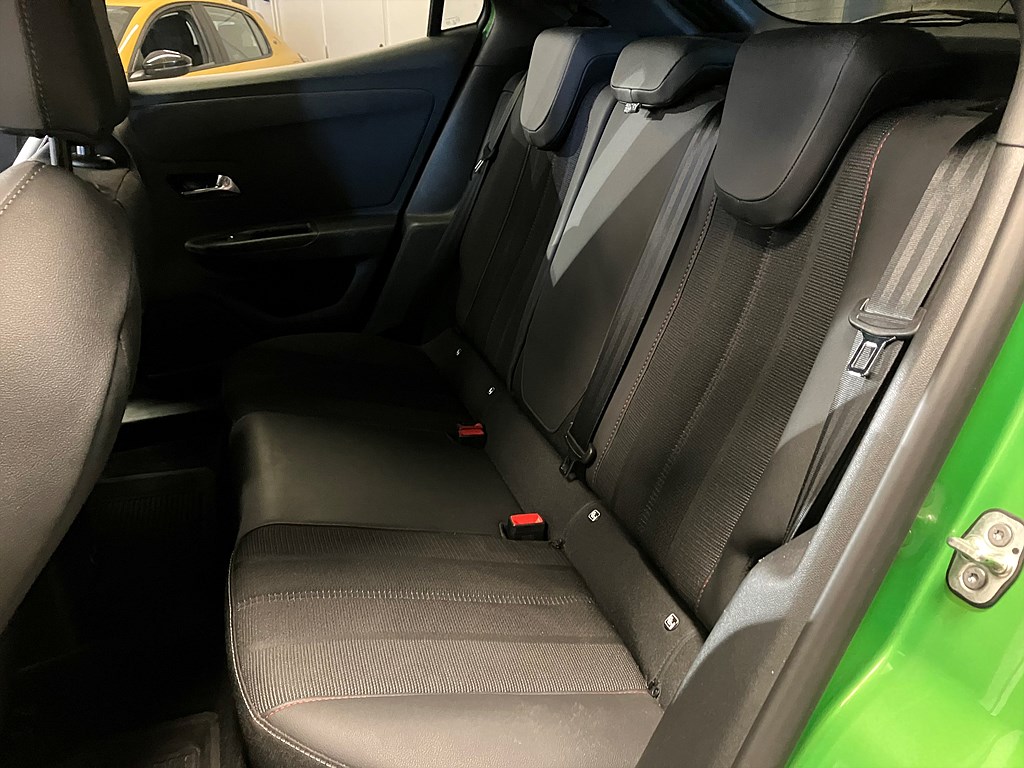 Bild på GSLine 1.2 PT 130hk Aut - B-KAMERA, CARPLAY
