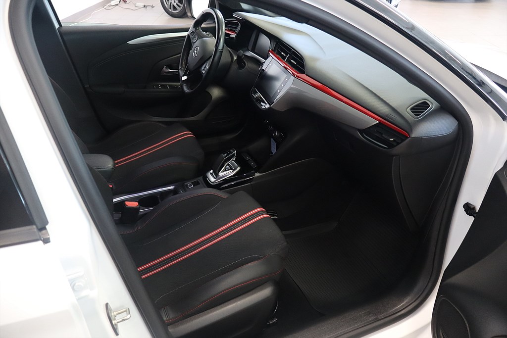 Bild på GSI 50kWh 136hk Aut - B-KAMERA,CARPLAY,RATTVÄRME