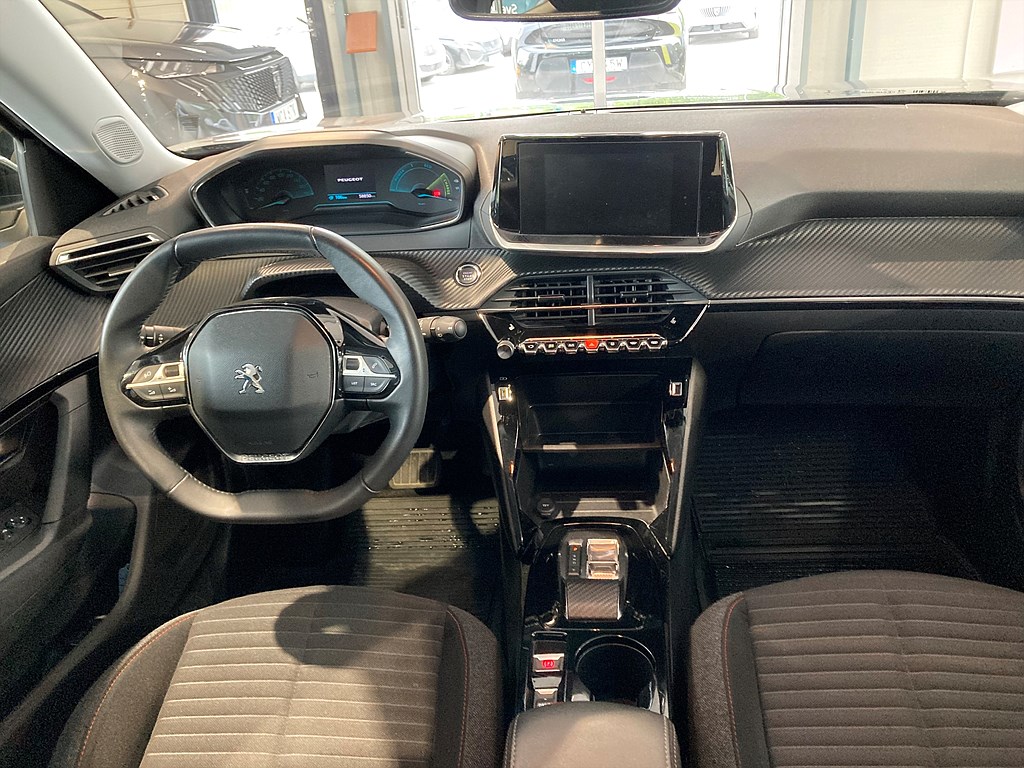 Bild på Active Pack 50kWh 136hk Aut - CARPLAY, BACKSENSORER