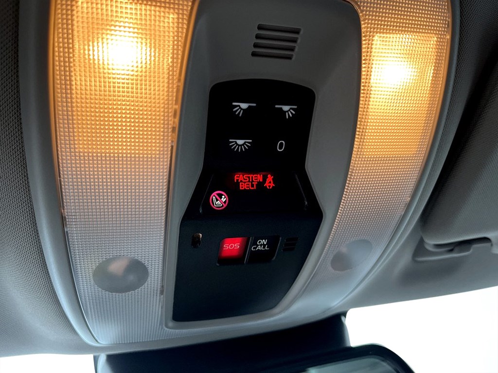 Bild på Momentum 190hk Aut - DRAG, BACKSENSORER