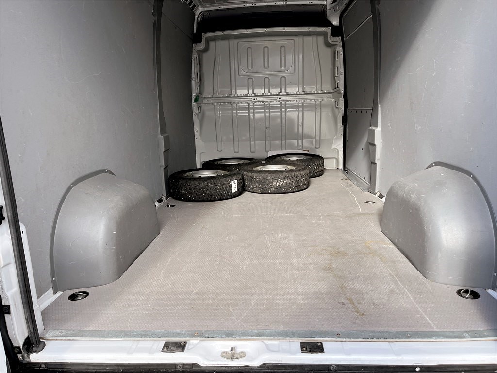 Bild på Van 335 PRO+ 2.2 BHDi 140hk Aut L3H2 - B-KAMERA, DRAG