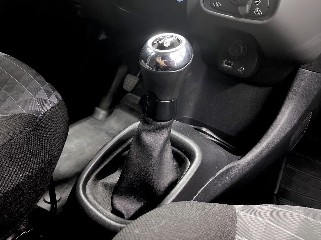 Bild på 5D Active 1.0 72hk - B-KAMERA, CARPLAY