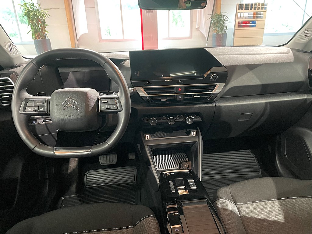 Bild på Feel 1.2 PureTech 130hk Aut - CARPLAY