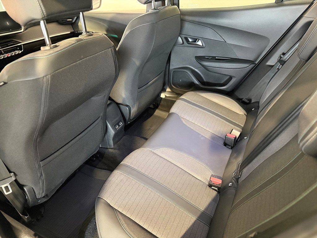 Bild på Allure Pack 50kWh 136hk Aut - B-KAMERA, CARPLAY
