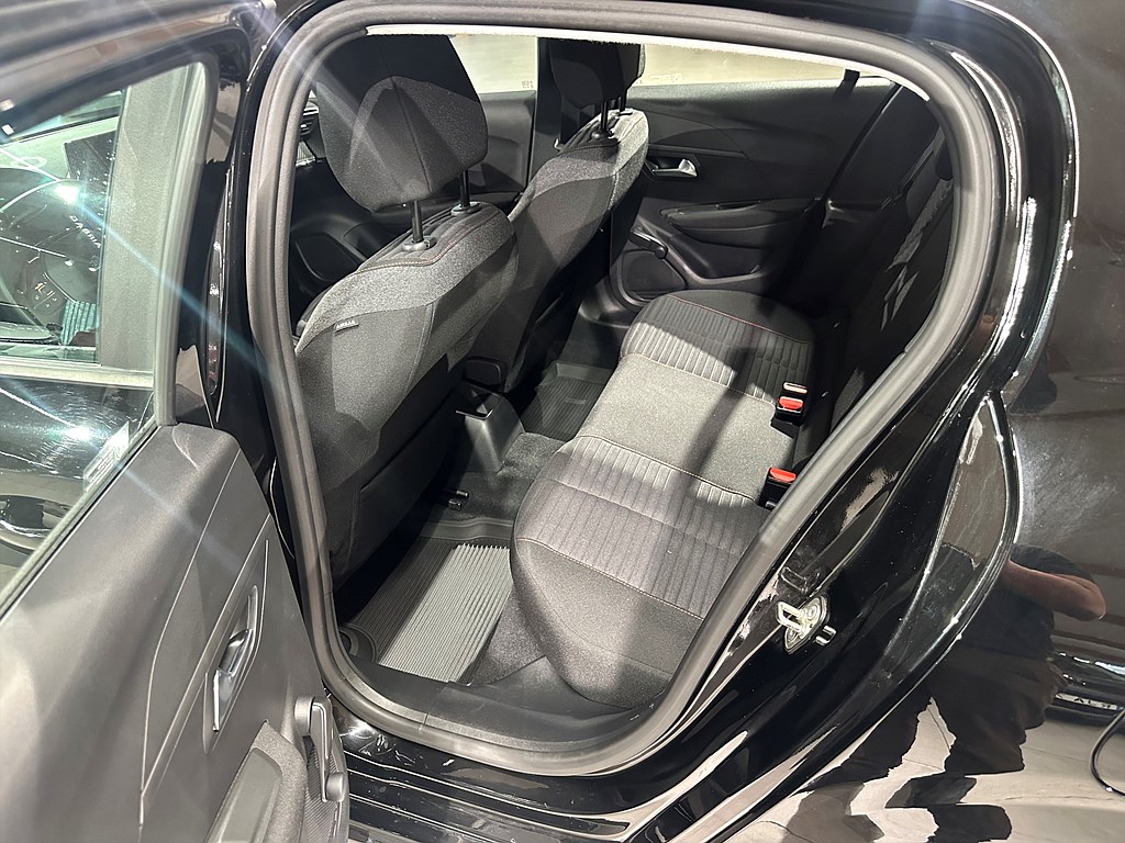 Bild på Active 1.2 PT 75hk - CARPLAY