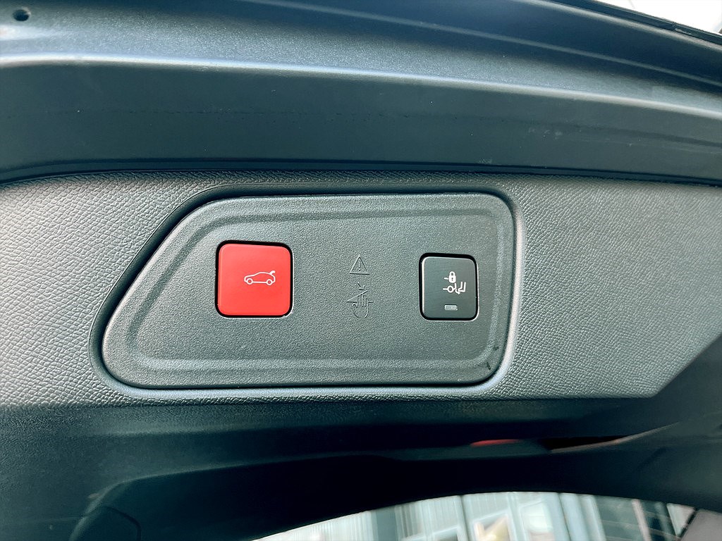 Bild på GT 1.2 PT 130hk Aut - B-KAMERA, CARPLAY