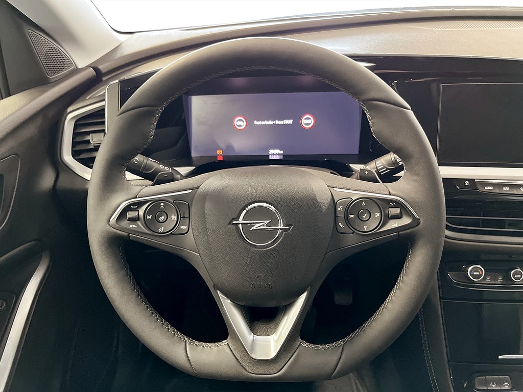 Bild på GS 1.2 PT 130hk Aut - B-KAMERA, CARPLAY