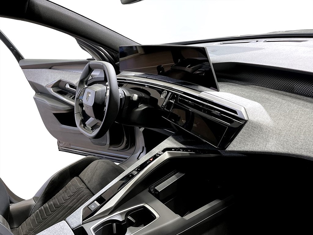 Bild på GT Ultimate+ Hybrid 145hk Aut - OMGÅENDE LEVERANS!