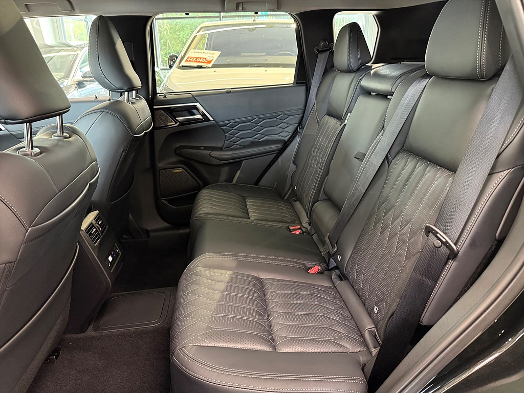 Bild på Instyle PHEV Aut 4WD - DEMO