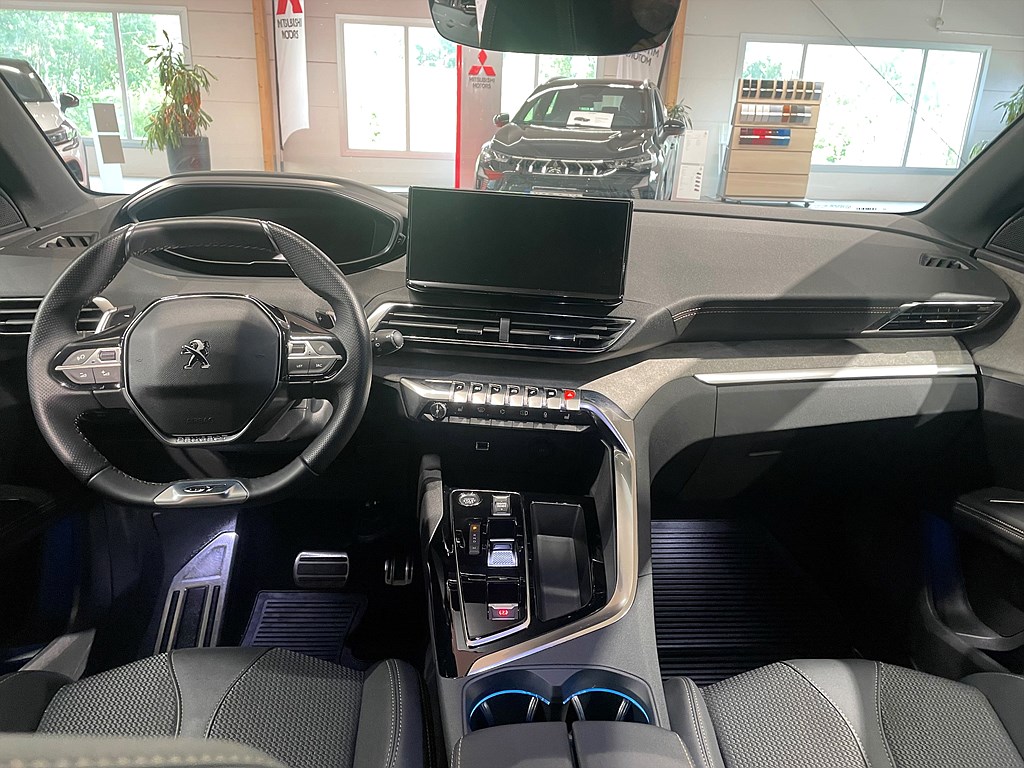 Bild på GT 1.2 PT 130hk Aut - B-KAMERA, CARPLAY