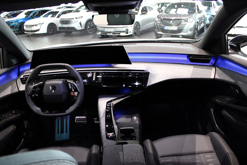Bild på GT Hybrid 145hk Aut - B-KAMERA,CARPLAY,NAV