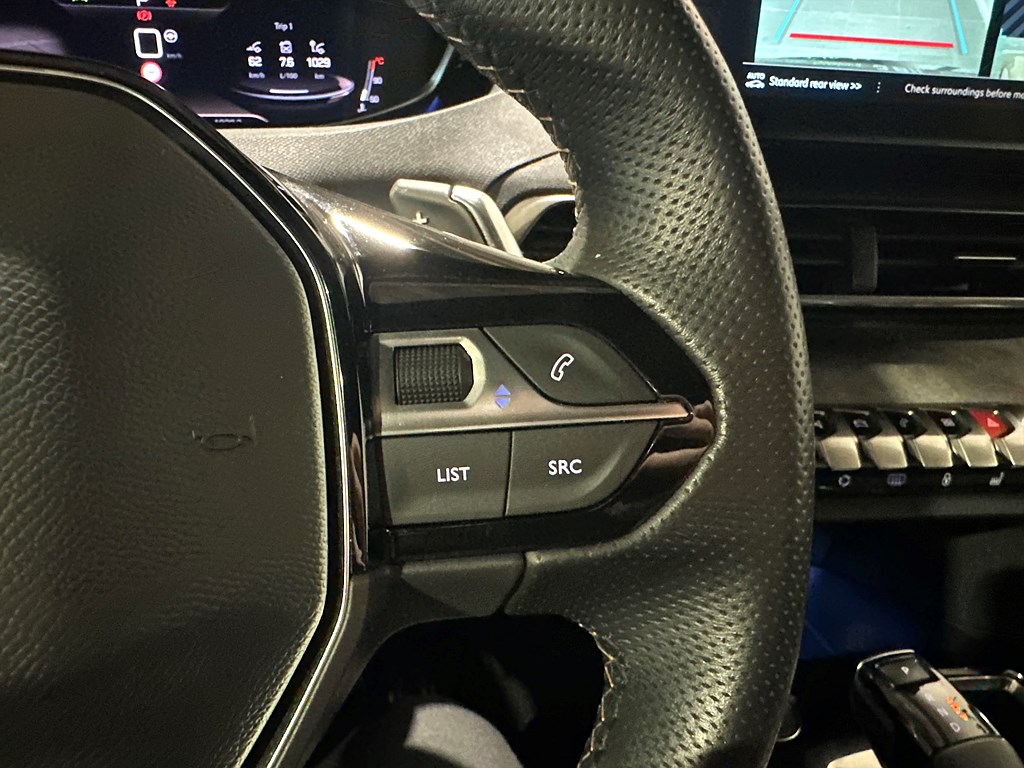 Bild på GT 1.2 PT 130hk Aut - B-KAMERA, CARPLAY