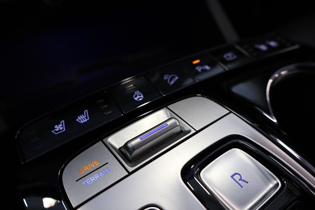 Bild på Advanced hybrid 230hk Aut AWD - DRAG, B-KAMERA, 1 ÄGARE