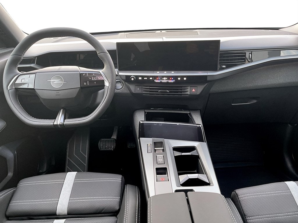 Bild på GS Hybrid 136hk - DEMO