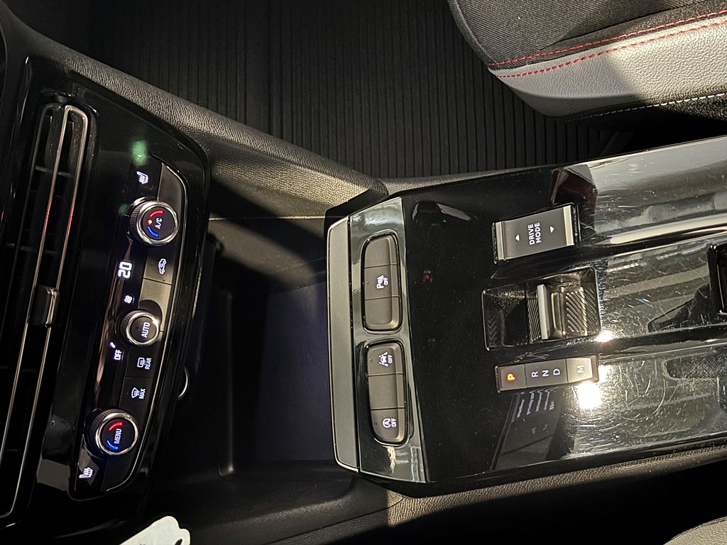 Bild på GS-line 1.2 Turbo 130hk Aut - B-KAMERA, CARPLAY