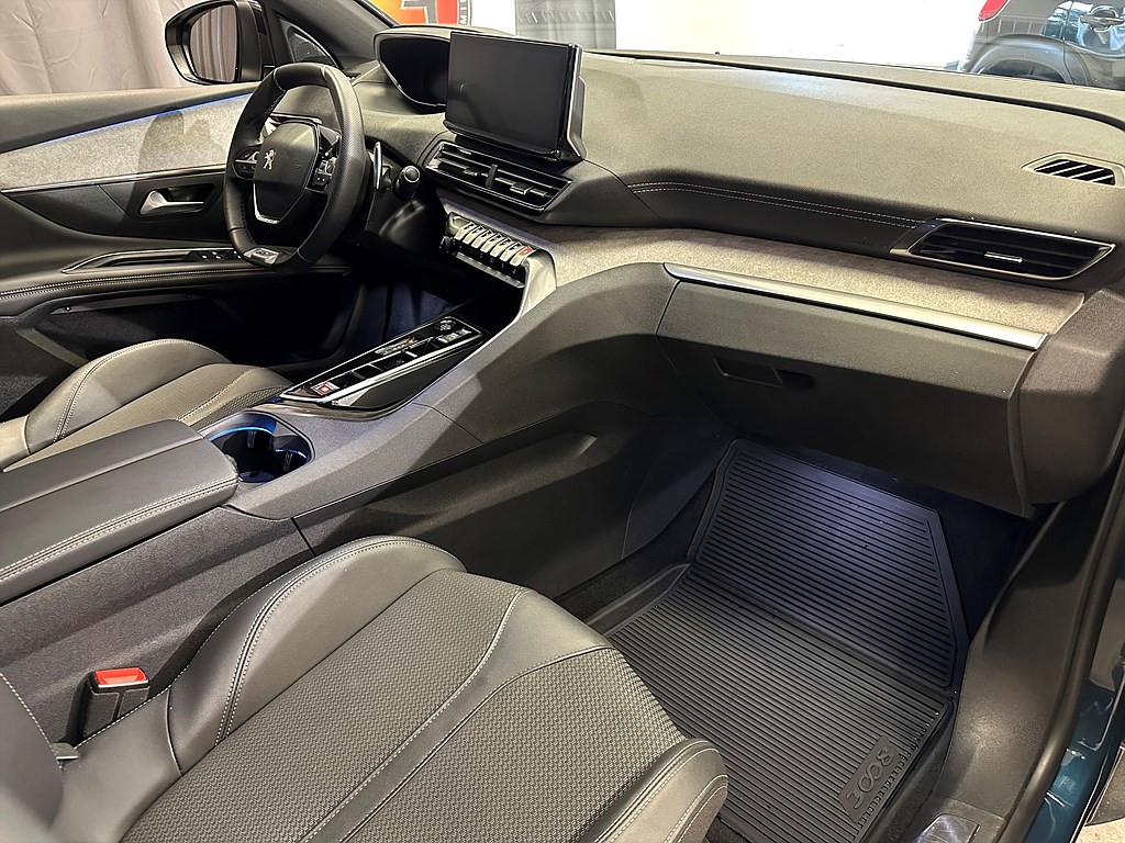 Bild på GT 1.2 PT 130hk Aut - B-KAMERA, CARPLAY