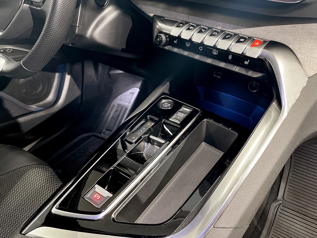 Bild på GT 1.2 PT 130hk Aut - B-KAMERA, CARPLAY