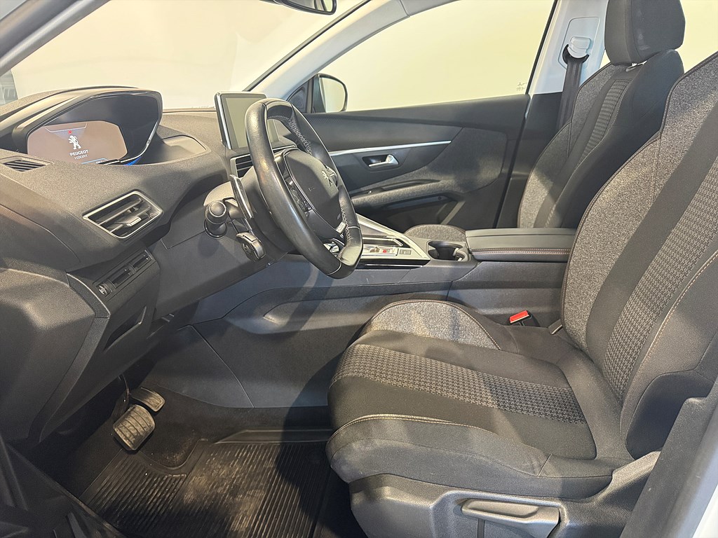 Bild på Active 1.2 PT 130hk Aut - B-KAMERA, DRAG, CARPLAY