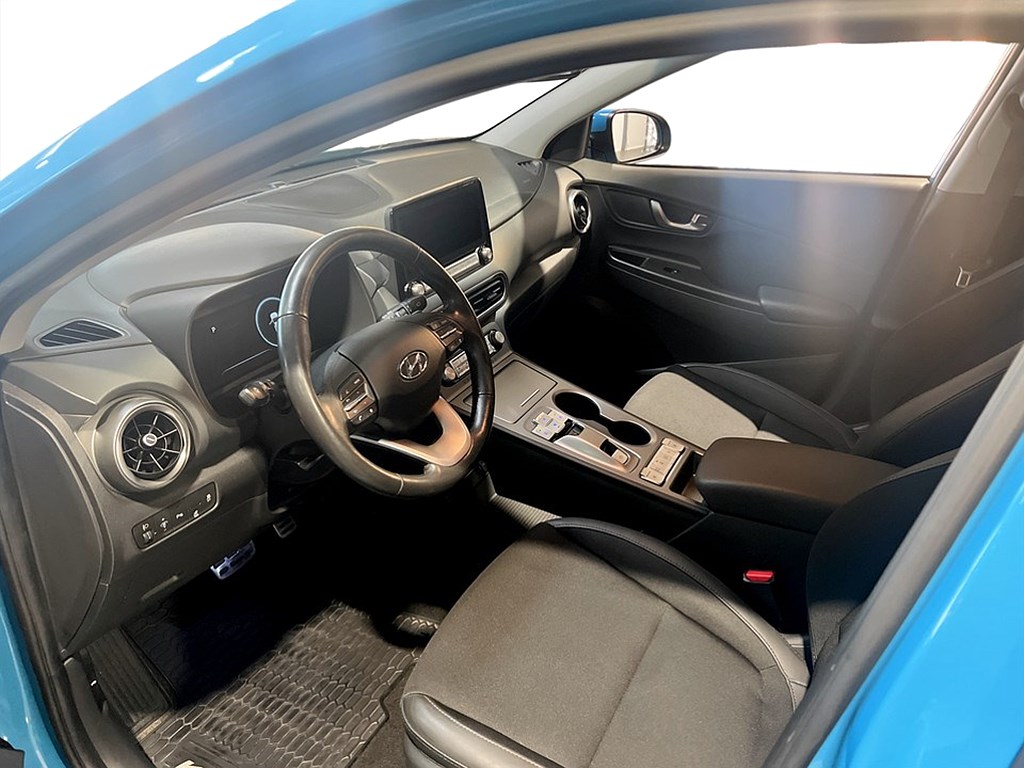 Bild på Essential 39.2 kWh 136hk Aut - B-KAMERA, CARPLAY