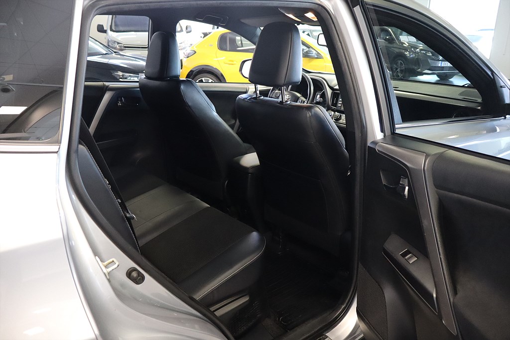 Bild på X-EDITION Hybrid 2.5 E-CVT 197hk Aut AWD - B-KAMERA, DRAG