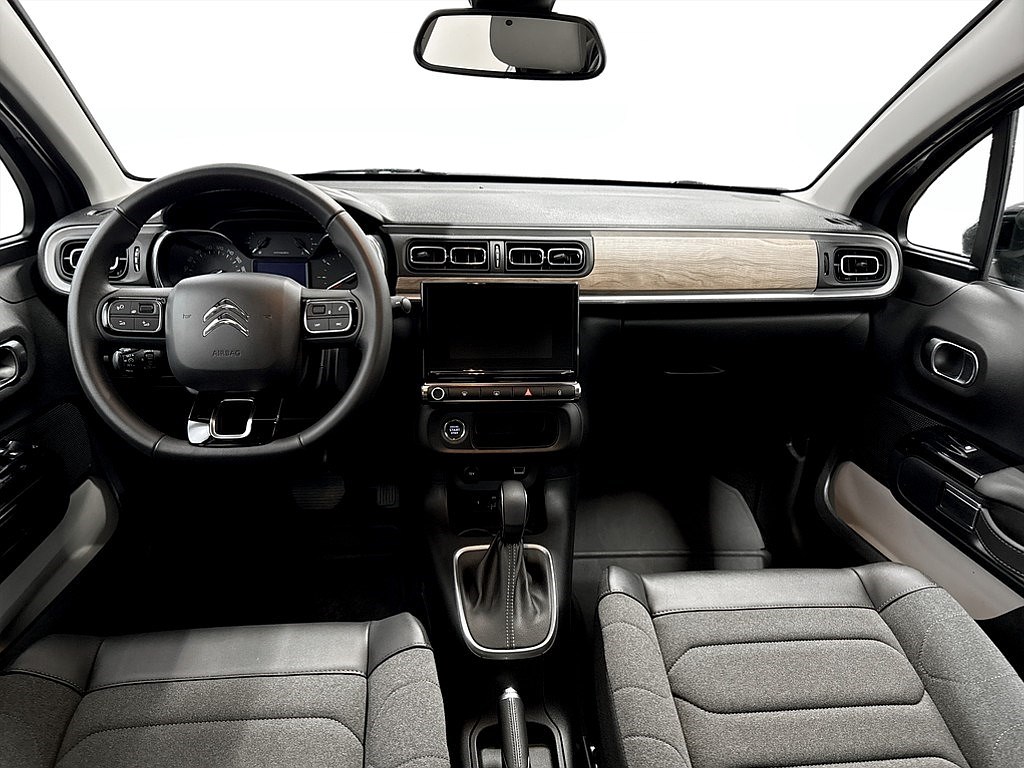 Bild på Shine 1.2 110hk Aut - CARPLAY, P-SENSORER BAK