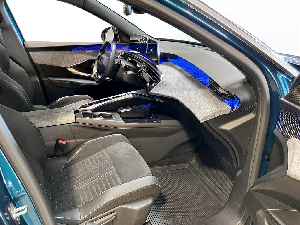 Bild på GT Hybrid 136hk Aut - B-KAMERA,CARPLAY,NAV