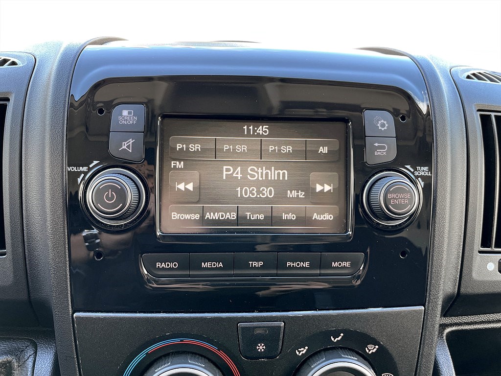 Bild på Van 335 PRO+ 2.2 BHDi 140hk Aut L3H2 - B-KAMERA, DRAG