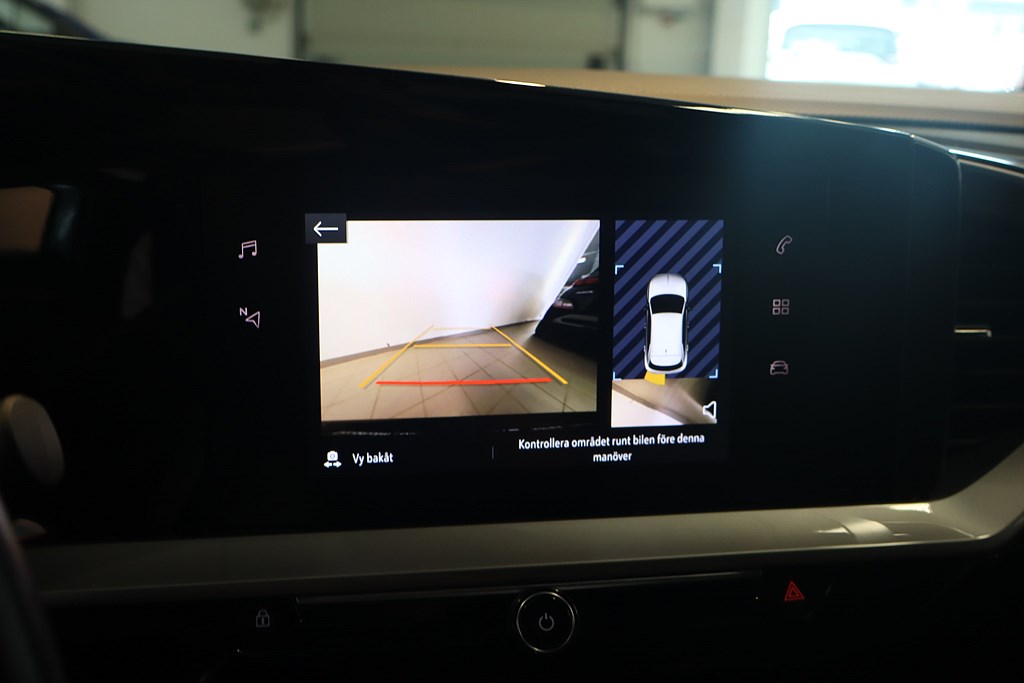 Bild på GSLine 50kWh 136hk Aut - B-KAMERA, CARPLAY