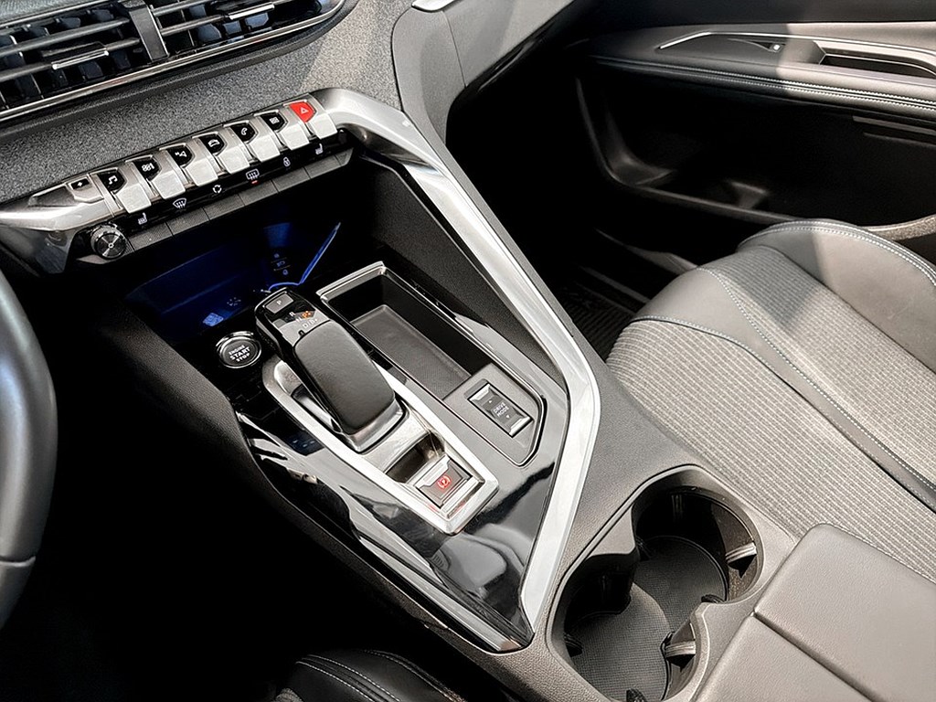 Bild på Allure Pack Hybrid 225hk Aut - DRAG,CARPLAY,B-KAMERA