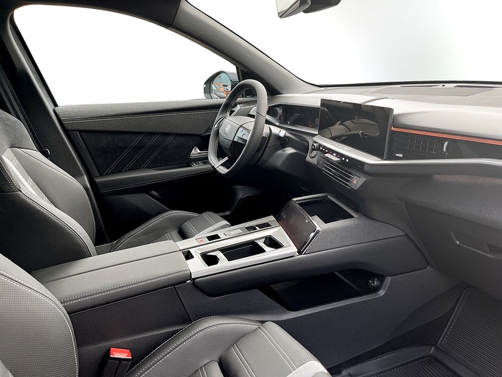 Bild på GS Hybrid 136hk - DEMO