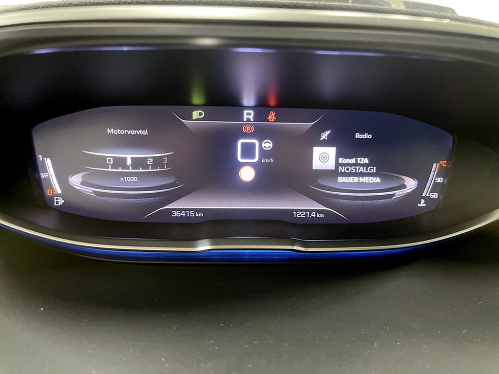 Bild på GT Black Pack 1.2 PT 130hk Aut - B-KAMERA, CARPLAY