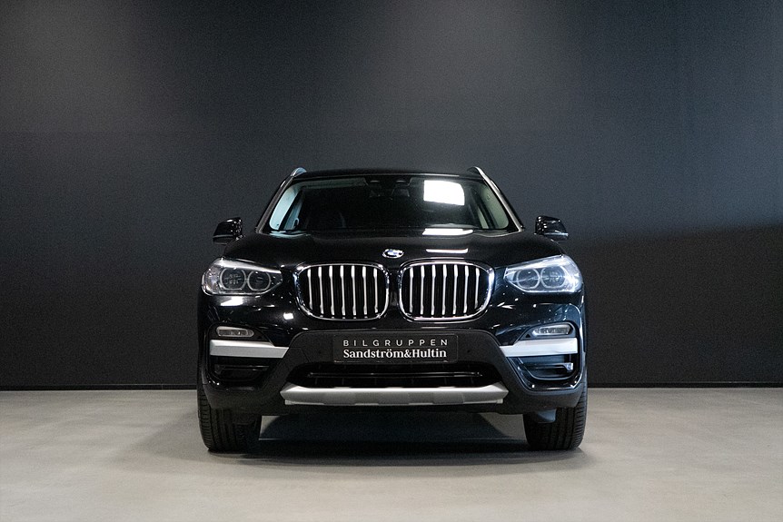 BMW X3 xDrive30i X-Line 252hk