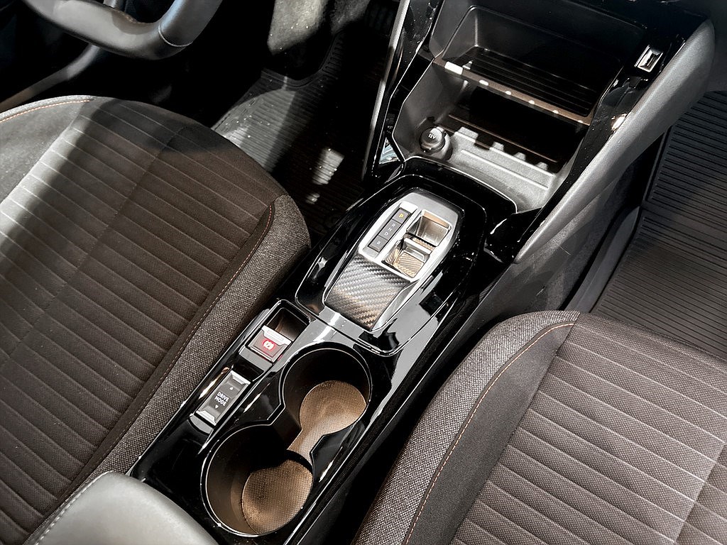 Bild på Active Pack 50kWh 136hk Aut - CARPLAY