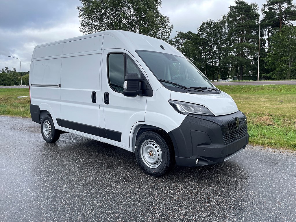 Bild på 140hk AT8 L2H2 Aut - HYRBIL