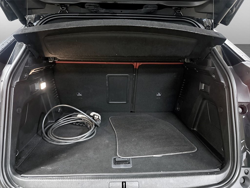 Bild på GT Hybrid4 300hk Aut AWD - ELSTOL, DRAG