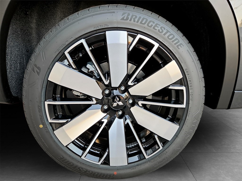 Bild på Instyle+ Plug-In Hybrid 4WD - DEMO