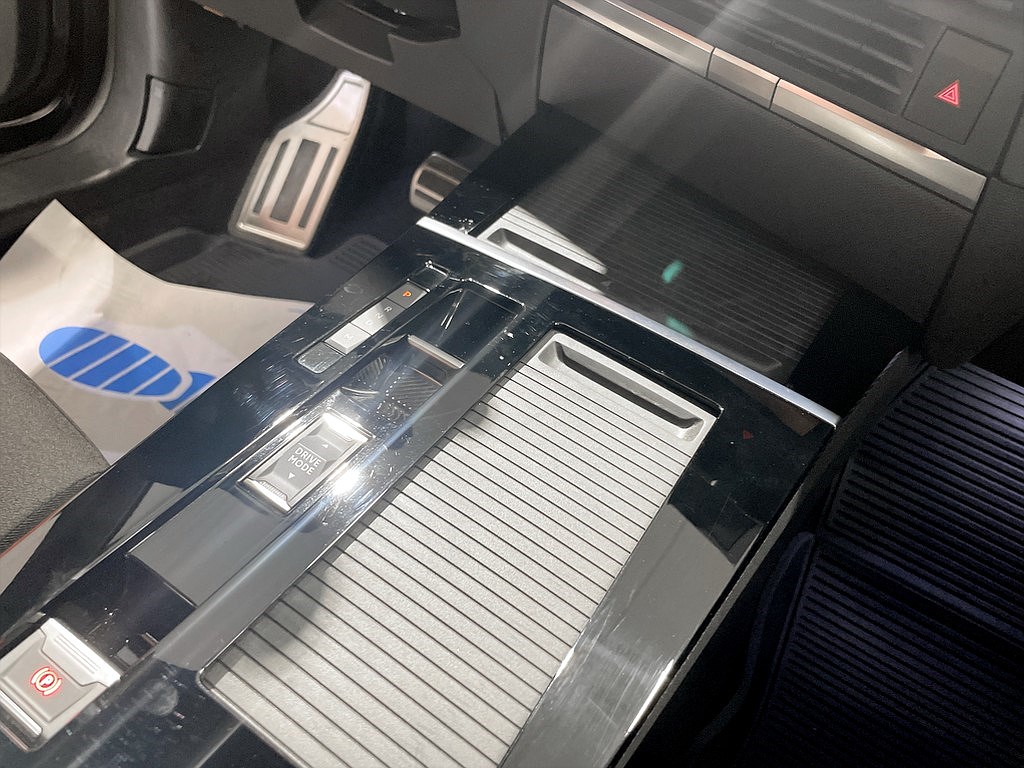 Bild på GSLine 1.2 PT 130hk Aut - B-KAMERA,CARPLAY,RATTVÄRME