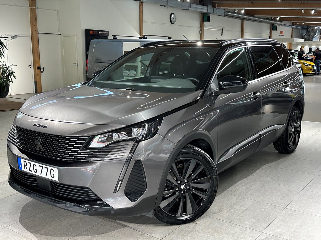 Bild på GT Black Pack 1.2 PT 130hk Aut - CARPLAY, B-KAMERA
