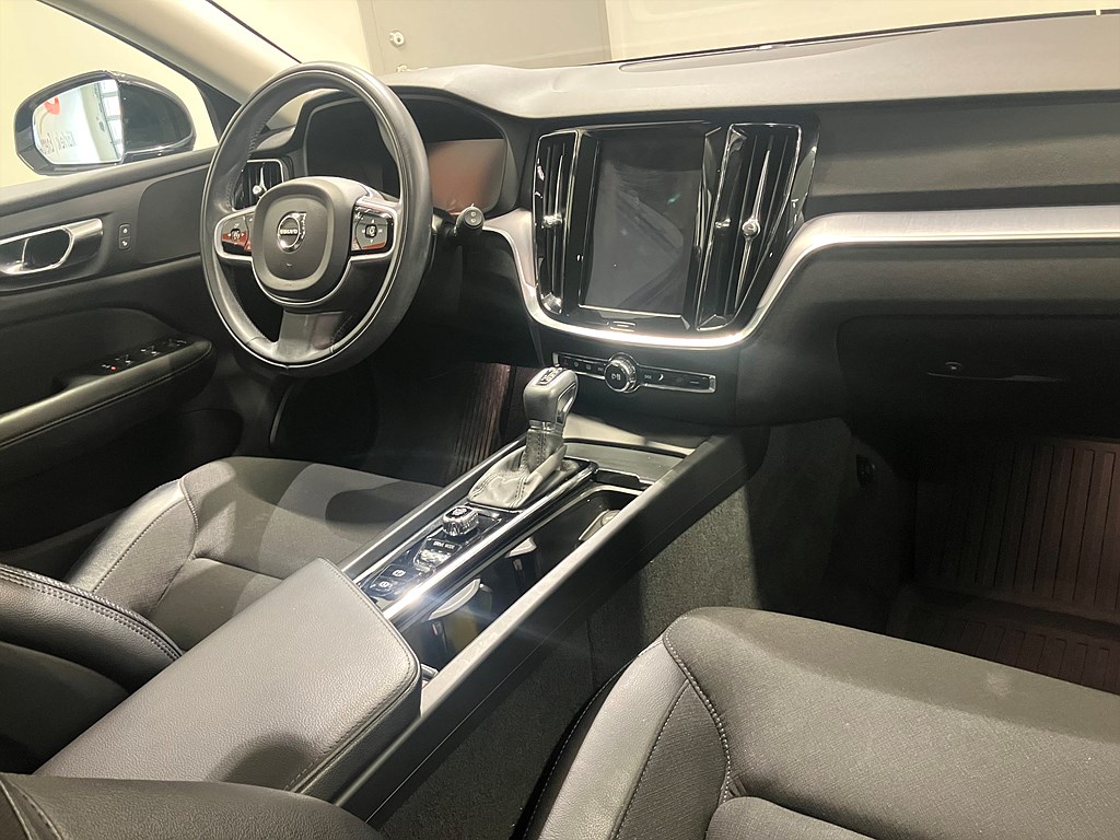 Bild på Advanced Momentum D4 190hk Aut AWD - B-KAMERA, NAV