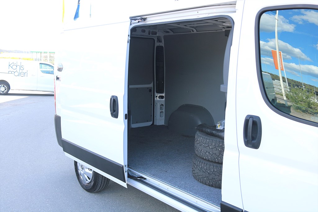 Bild på PRO+ L2H1 2.2 BHDI 140hk - B-KAMERA, SLAMLOCKS