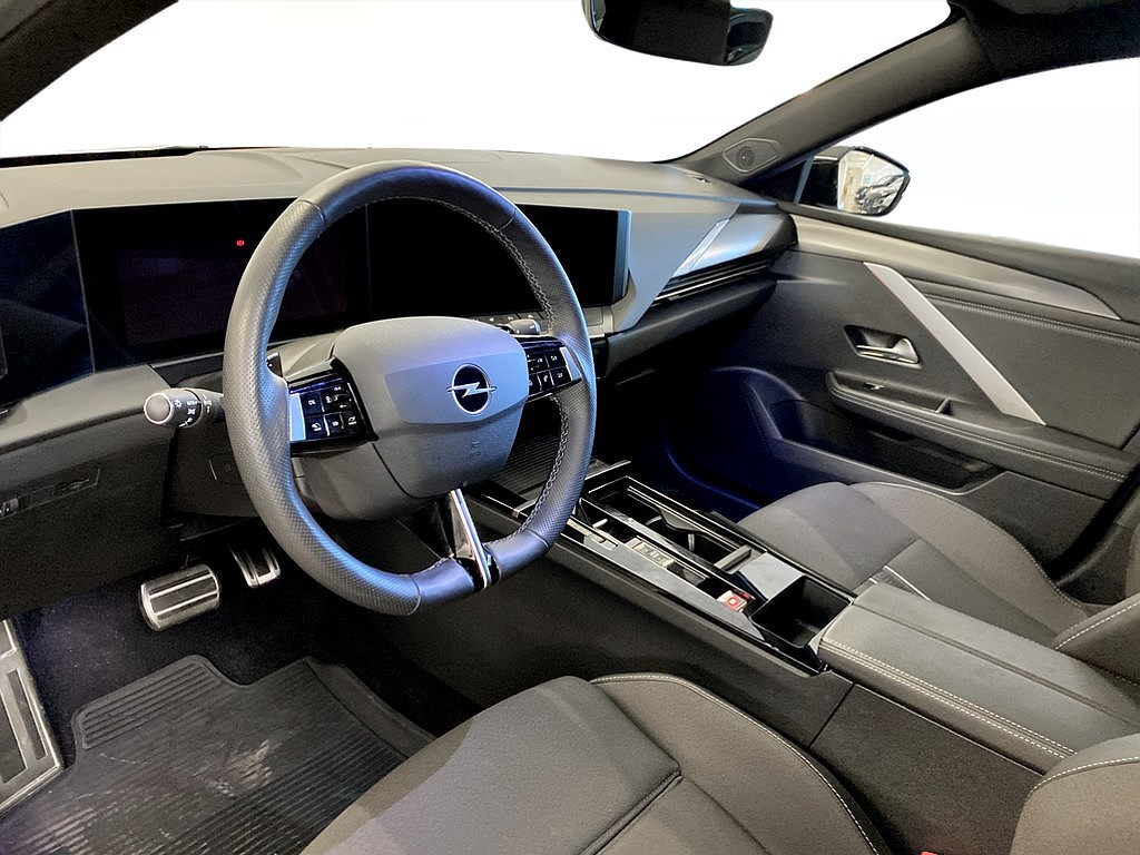 Bild på ST GS 1.2 PT 130hk Aut - 360-KAMERA, CARPLAY, NAVI