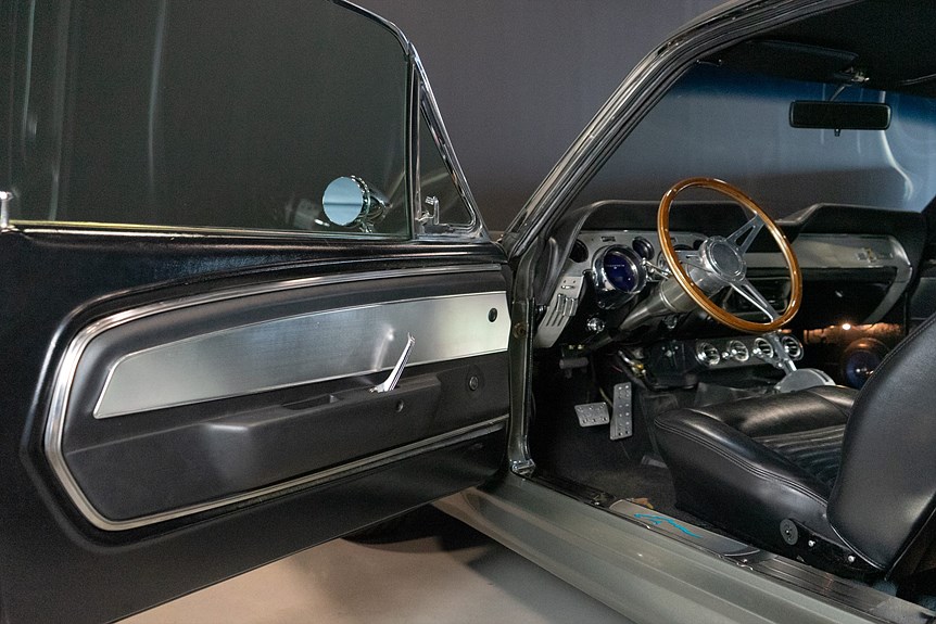 Ford Mustang Fastback ELEANOR TRIBUTE 495hk
