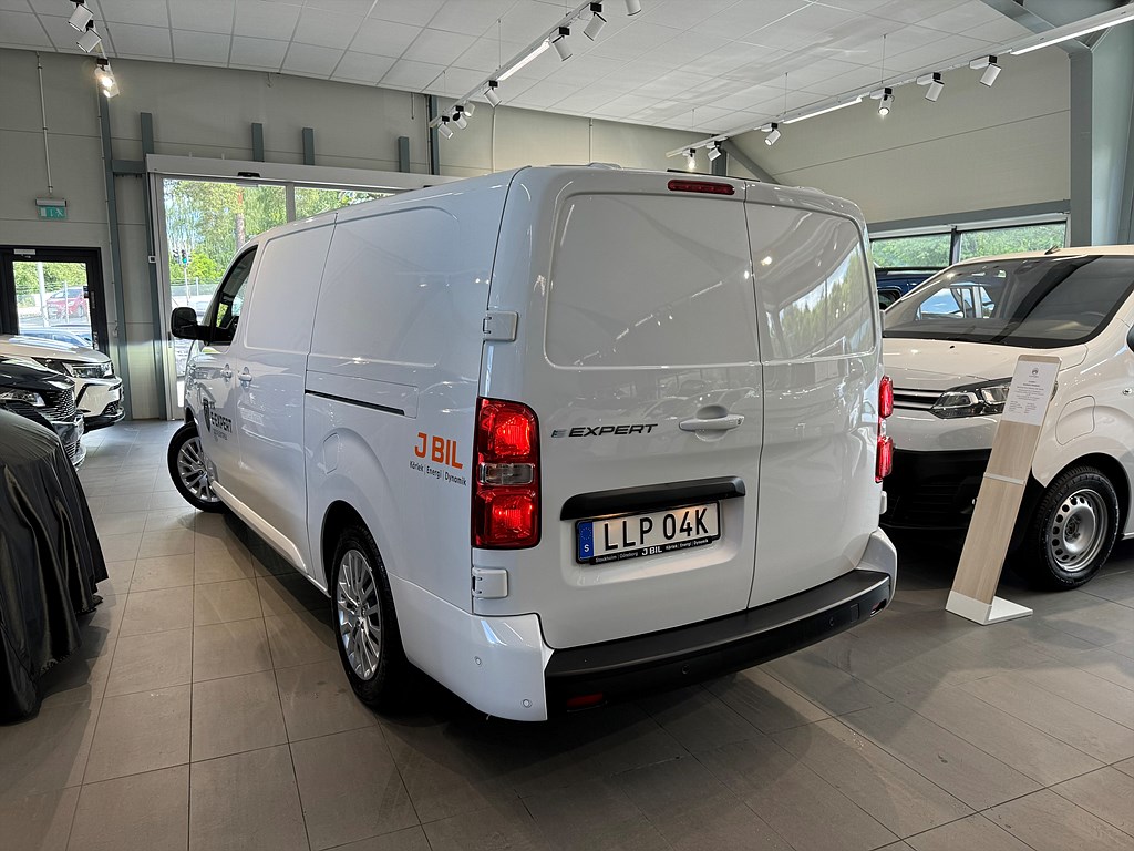 Bild på Plus Electric 136hk Aut L3 - DEMO